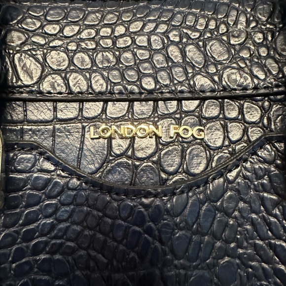 London Fog Dark Blue Crocodile-Pattern Faux Leather Shoulder Bag - Picture 3 of 7